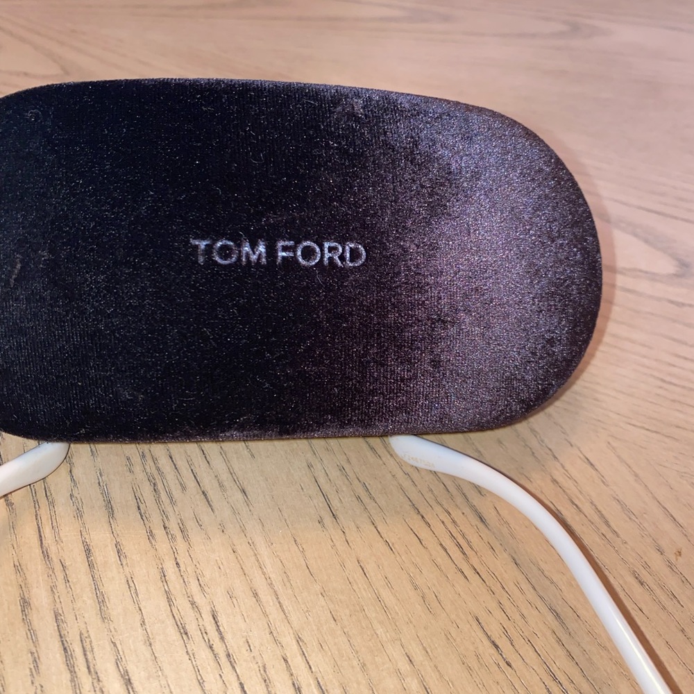 ❤️ Authentic Tom Ford Sunglasses - Picture 2 of 7